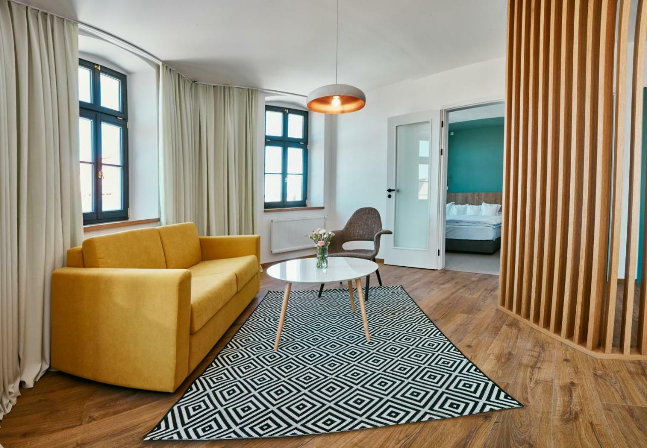 Hotel A Hostinec Slunce Osecna 外观 照片