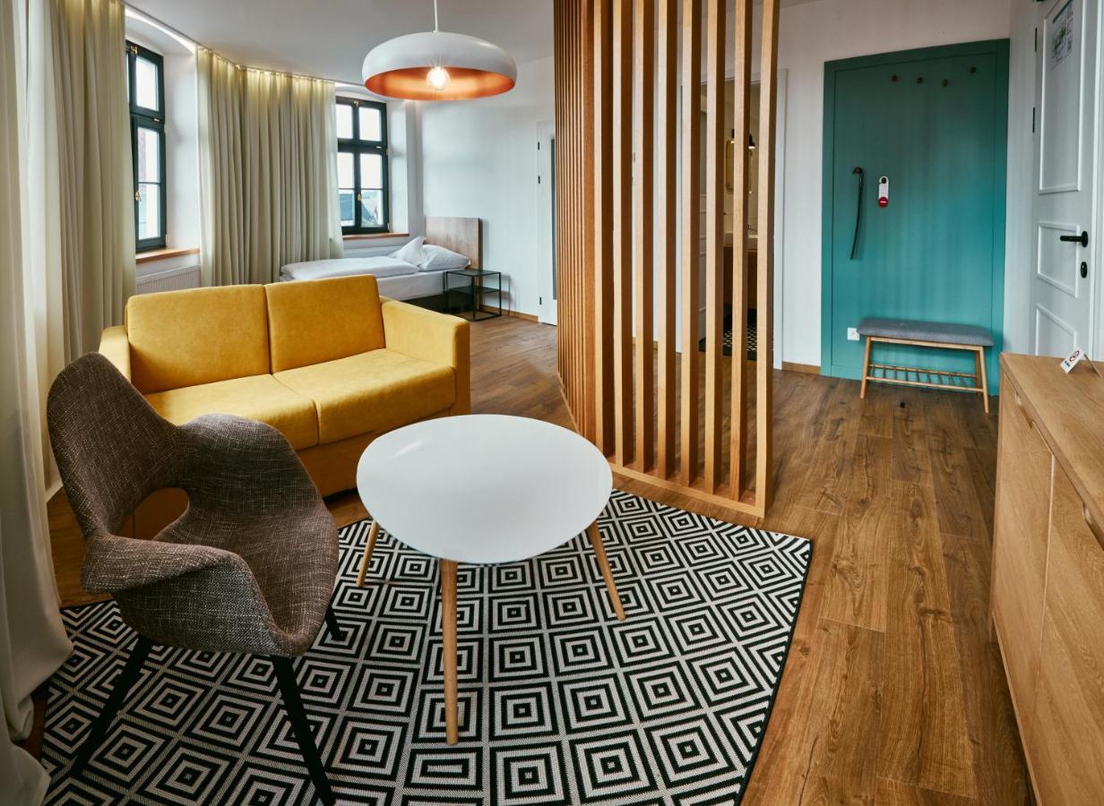 Hotel A Hostinec Slunce Osecna 外观 照片
